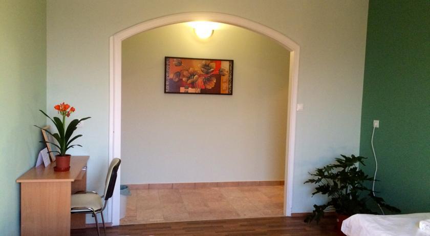 Zen House Hostel Будапеща Екстериор снимка