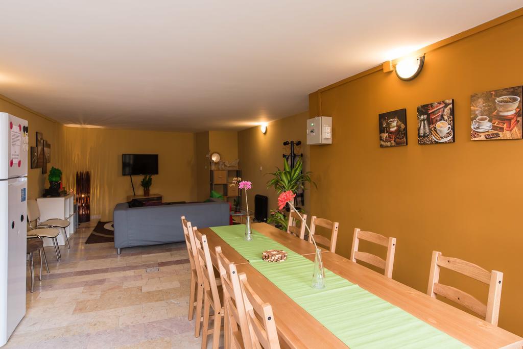 Zen House Hostel Будапеща Екстериор снимка