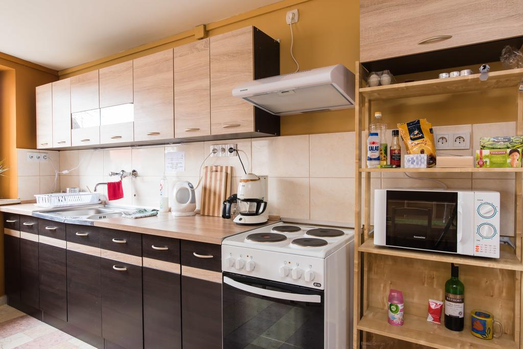 Zen House Hostel Будапеща Екстериор снимка